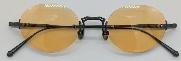 Солнцезащитные очки M5002.SG.MBK.47